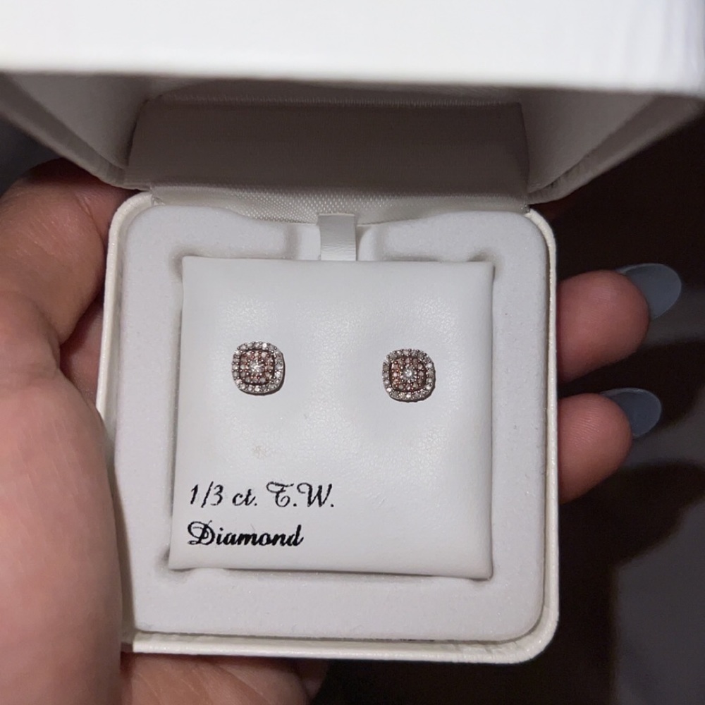 1/3 carrot diamond earrings